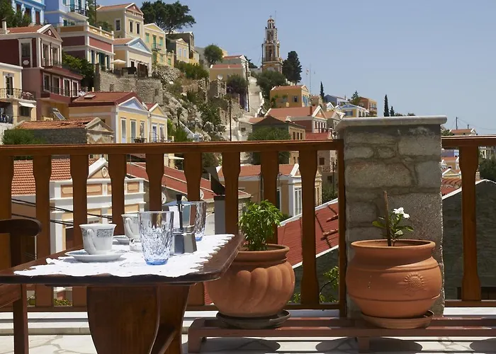 アパート Athina シミ